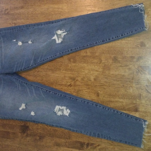 Abercrombie and Fitch The Super Skinny Ultra High Rise Medium Wash 14 - Picture 3 of 6